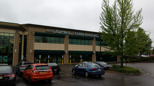 Book Store «Barnes & Noble», reviews and photos, 765 NJ-17, Paramus, NJ 07652, USA