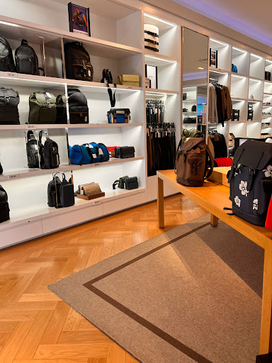 Shopping Mall «Charlotte Premium Outlets», reviews and photos, 5404 New Fashion Way, Charlotte, NC 28278, USA