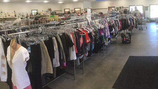 Thrift Store «LISTEN Thrift Store, River Point Plaza», reviews and photos