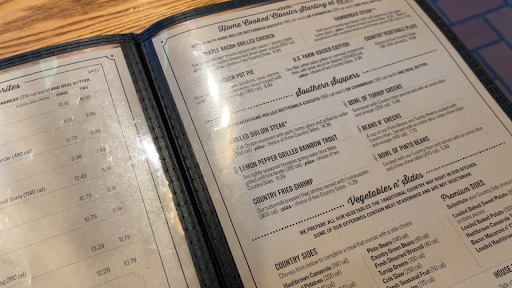 American Restaurant «Cracker Barrel Old Country Store», reviews and photos, 2858 N Glenstone Ave, Springfield, MO 65803, USA