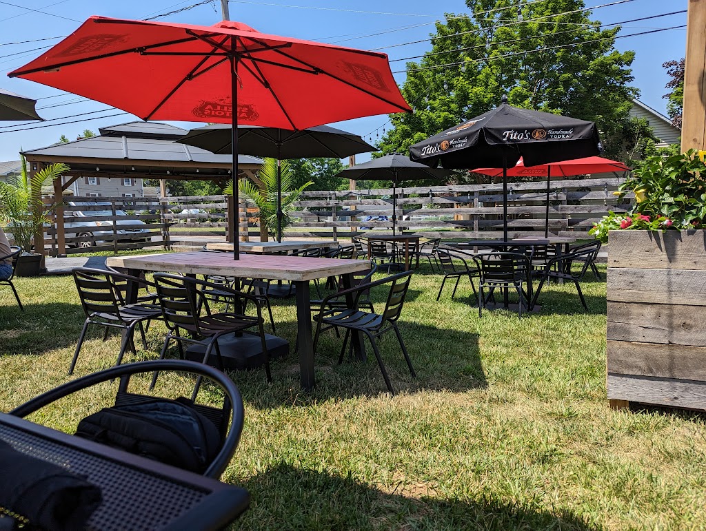 Foster's on the Point 21740