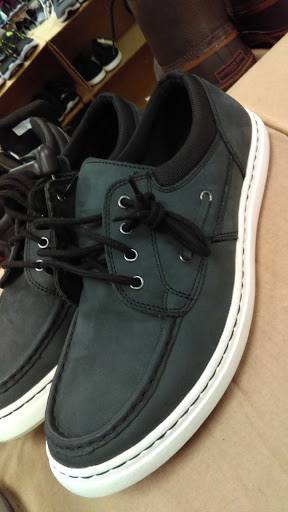 Shoe Store «MJM DESIGNER SHOES», reviews and photos, 5601 Florin Rd #102, Sacramento, CA 95823, USA