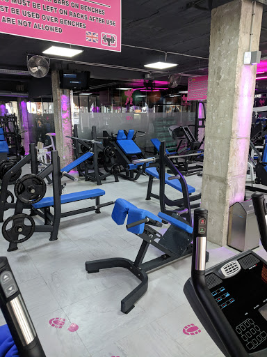 Gimnasio Nuevo Estilo en Benalmádena, Málaga