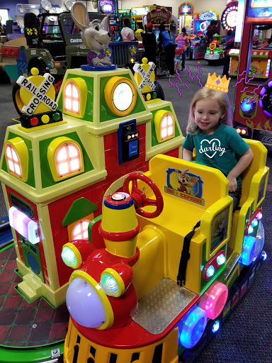 Shopping Mall «Shops at CenterPoint», reviews and photos, 3665 28th St SE, Grand Rapids, MI 49512, USA