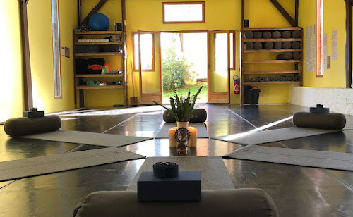 Centre de yoga Yoga Shala Dordogne Alles-sur-Dordogne