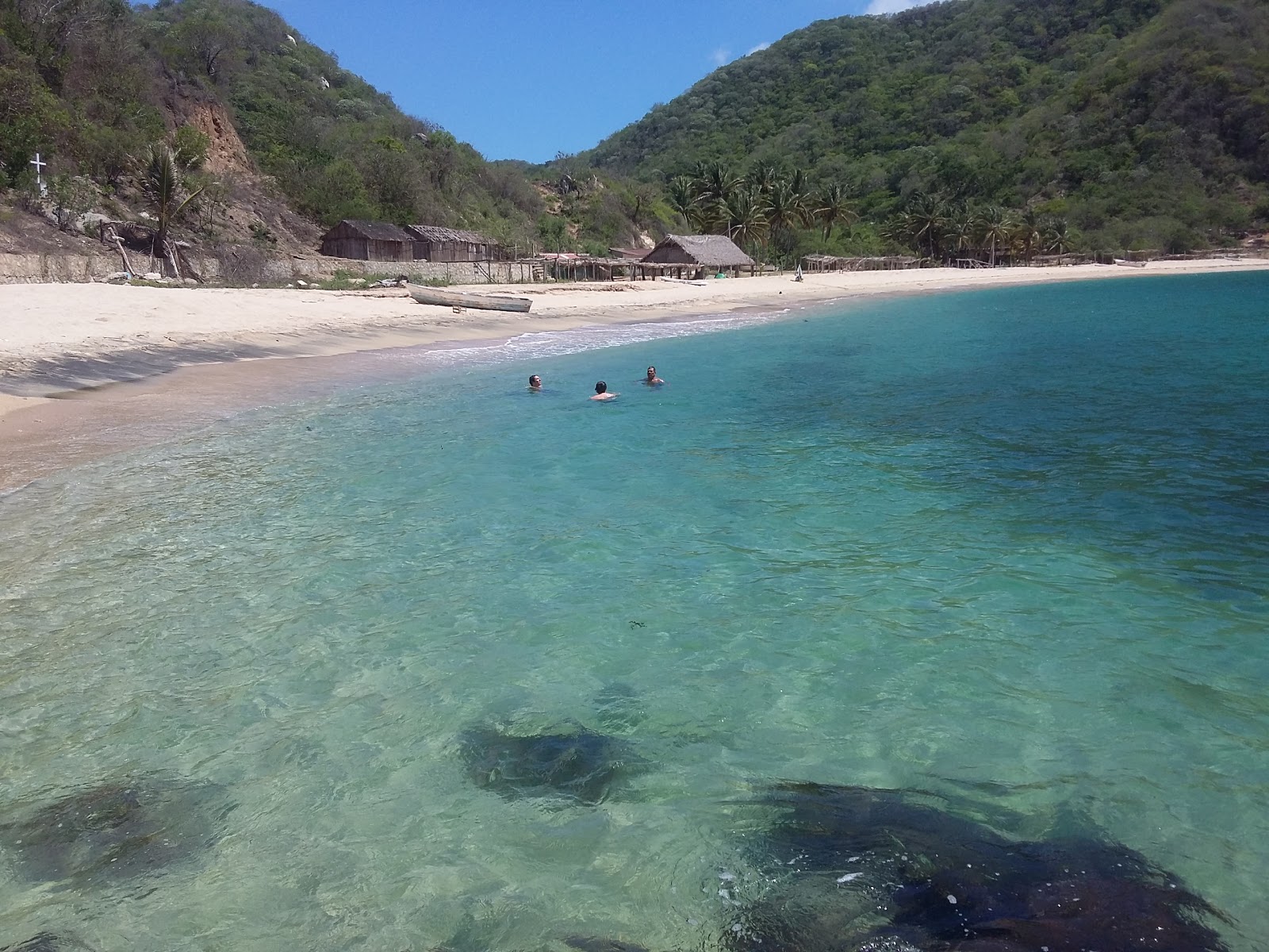 Foto af Corrales beach faciliteter område
