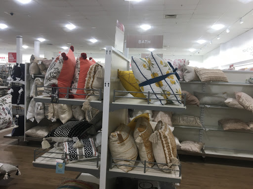 Department Store «HomeGoods», reviews and photos, 25959 Lorain Rd, North Olmsted, OH 44070, USA