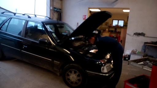 Photo 2 - Barbezieux Auto Pièces