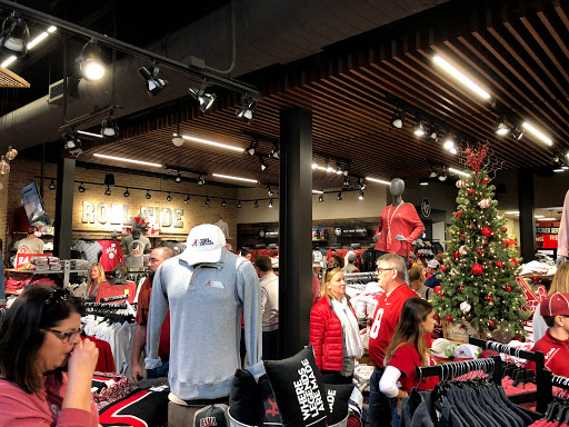 Book Store «University of Alabama Supply Store», reviews and photos, 751 Campus Dr W, Tuscaloosa, AL 35401, USA