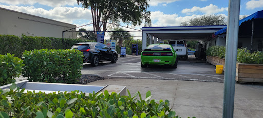 Classic Car Wash en Coral Springs