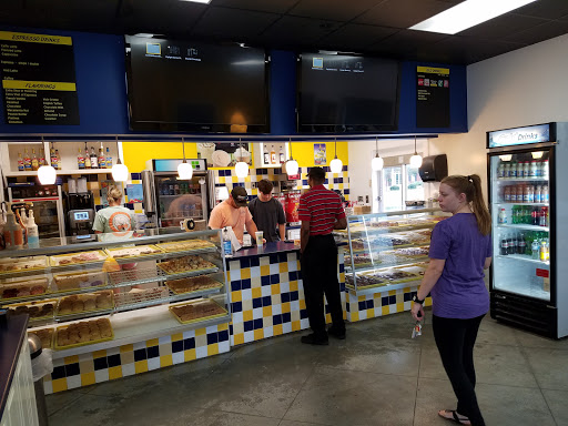 Donut Shop «Daylight Donuts», reviews and photos, 3175 Inner Perimeter Rd, Valdosta, GA 31602, USA