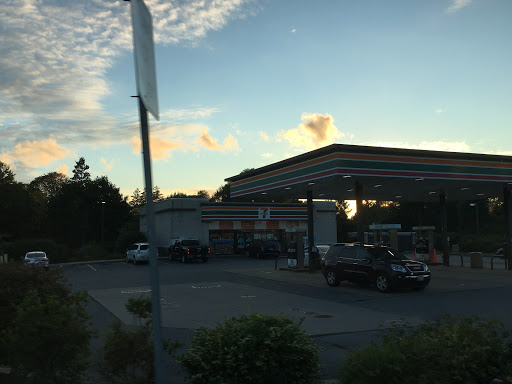 Convenience Store «7-Eleven», reviews and photos, 726 Aquidneck Ave, Middletown, RI 02842, USA