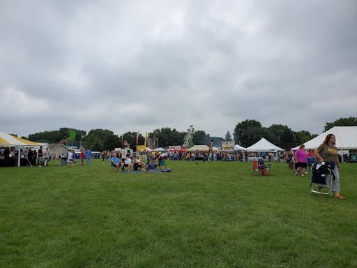 Park «Beecher Center», reviews and photos, 901 Game Farm Rd, Yorkville, IL 60560, USA