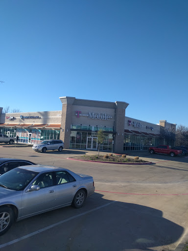 Cell Phone Store «T-Mobile», reviews and photos, 4301 Lakeview Pkwy, Rowlett, TX 75088, USA