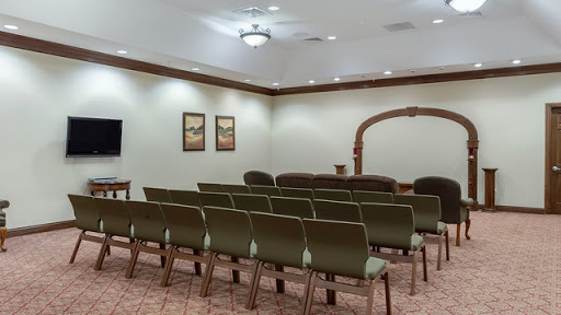 Funeral Home «Woodlawn Funeral Home and Memorial Park», reviews and photos, 7750 W Cermak Rd, Forest Park, IL 60130, USA