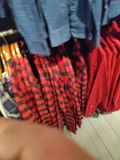 Clothing Store «Hollister Co.», reviews and photos, 301 Mt Hope Ave, Rockaway, NJ 07866, USA