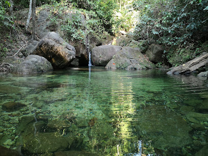 น้ำตกหินเพิง Hin Phoeng waterfall