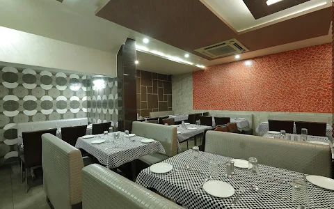 FoodInn Restaurant image