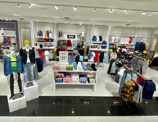 Clothing Store «Forever 21», reviews and photos, 10306 Southside Blvd, Jacksonville, FL 32256, USA