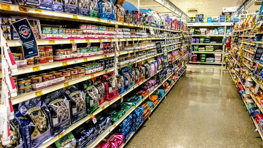 Pet Supply Store «PetSmart», reviews and photos, 13866 Metrotech Dr, Chantilly, VA 20151, USA
