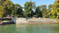 Foto van Lindenhofbad met een rechte kustlijn