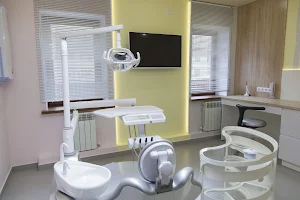 Артика-Мед Стоматология в Юбилейном г. Саратов | Имплантация зубов | Виниры | Коронки image