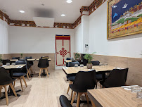 Atmosphère du Restaurant tibétain Lhamo Sakang à Cagnes-sur-Mer - n°1