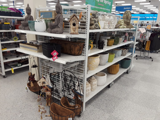 Clothing Store «Ross Dress for Less», reviews and photos, 4240 Kearny Mesa Rd, San Diego, CA 92111, USA