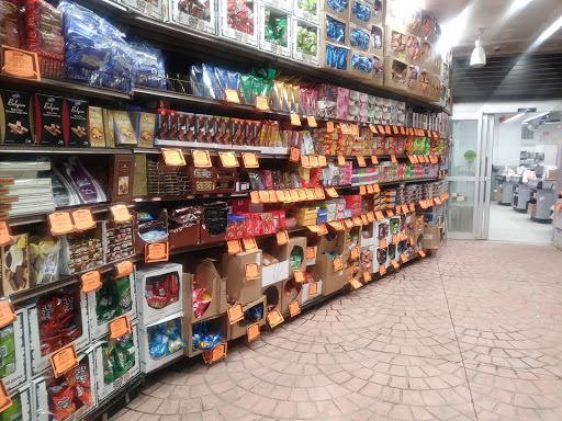 Supermarket «Peppermint supermarket», reviews and photos, 33 Dinev Road #003, Kiryas Joel, NY 10950, USA