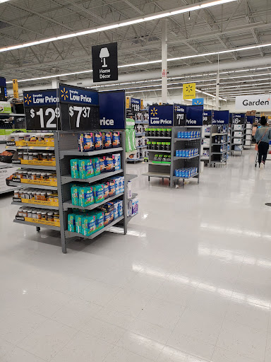 Department Store «Walmart Supercenter», reviews and photos, 400 Northfield Dr, Brownsburg, IN 46112, USA