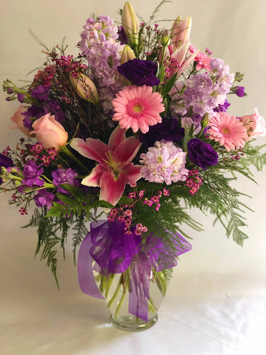 Florist «Happy Harvest Flowers & More», reviews and photos, 2886 Niles Cortland Rd NE, Cortland, OH 44410, USA