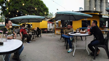 Monorail Food Village