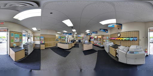 Shipping and Mailing Service «The UPS Store», reviews and photos, 855 Village Center Dr, North Oaks, MN 55127, USA