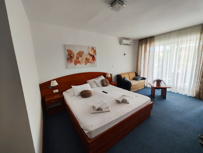 Recenzije Autokamp & Ugostiteljski obrt “Planka” u Rab - Kampiralište