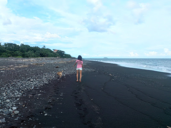 Pengalon Beach