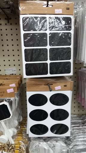 Wholesale Florist «Quality Wholesale Florist Supply», reviews and photos, 7074 NW 50th St, Miami, FL 33166, USA