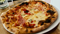 Plats et boissons du Pizzeria Le Petit Naples® (uniquement à emporter) à Le Tourne - n°14