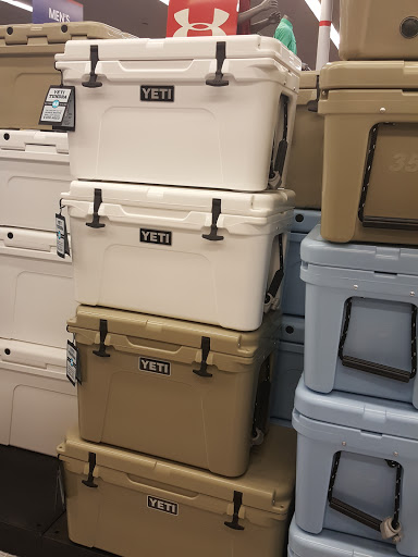 Sporting Goods Store «Academy Sports + Outdoors», reviews and photos, 10808 Industriplex Blvd, Baton Rouge, LA 70809, USA