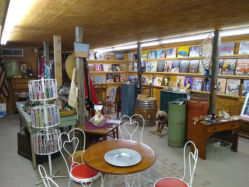 General Store «Cumberland Mountain General Store», reviews and photos, 6807 S York Hwy, Clarkrange, TN 38553, USA