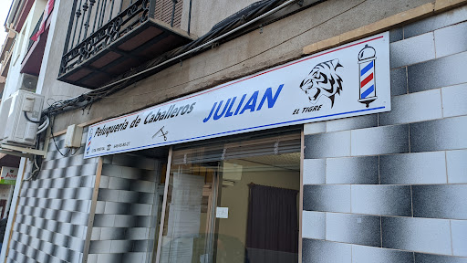 Peluquería de Caballeros  Julian 
