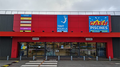 Cash Piscines à Arçonnay