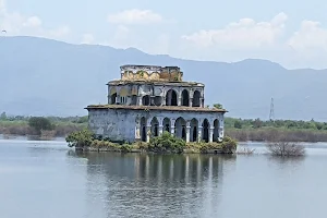 Aranmanai image