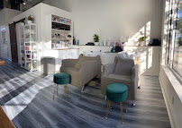 Creative Beauty Salon - Photo 2 - Car repair in Asheville, NC, Asheville