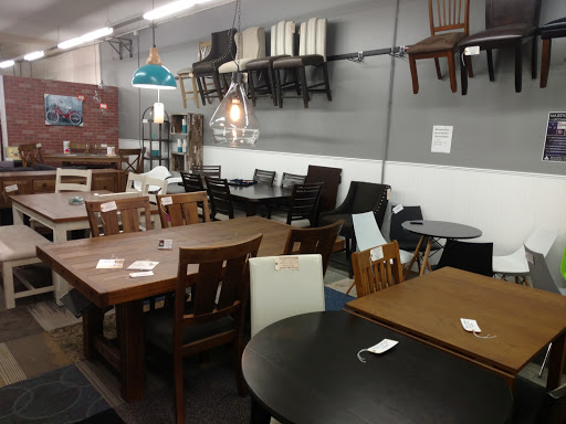 Furniture Store «Corvallis Furniture - Affordable New Furniture», reviews and photos, 1810 SW 3rd St, Corvallis, OR 97333, USA