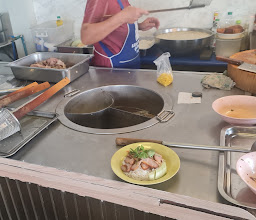 ก๋วยเตี๋ยวฝั่งธน photo