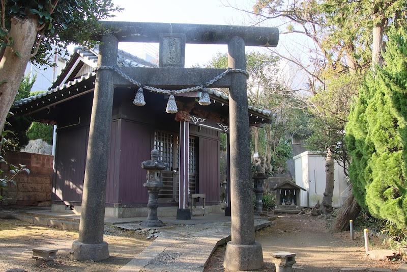 小坪南町諏訪神社