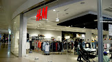 Best H&M Arequipa Near You