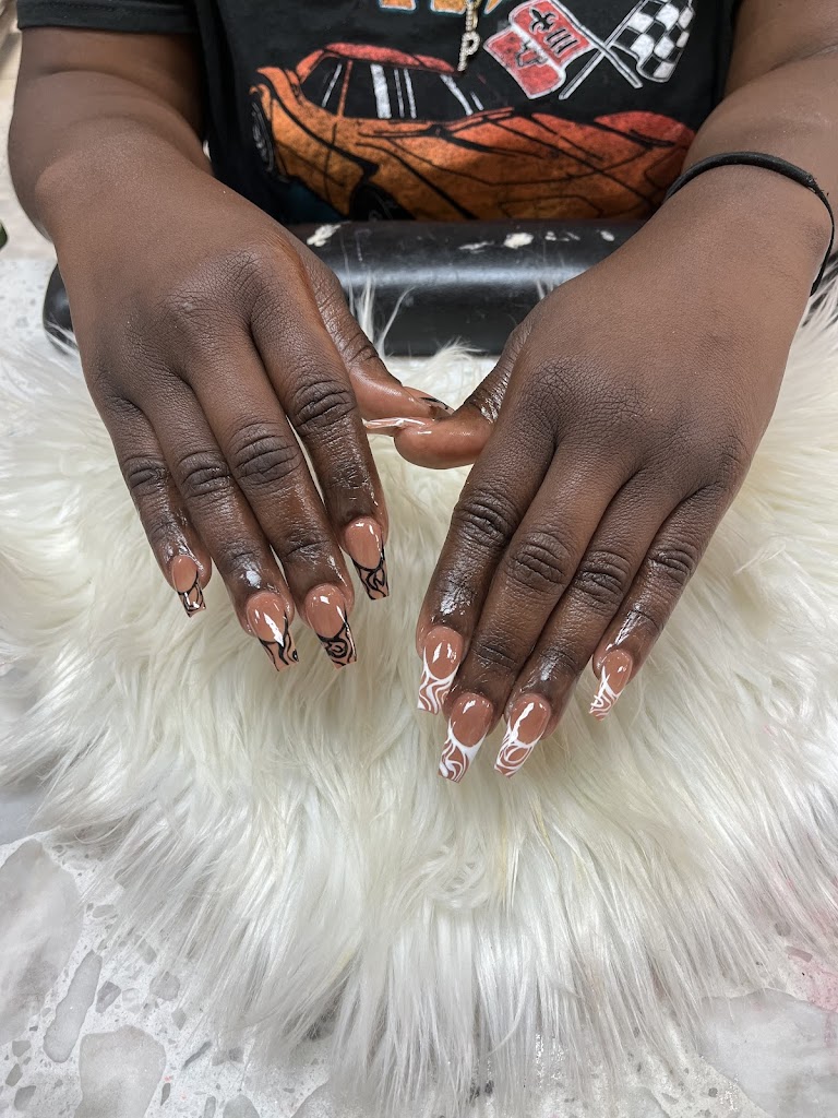 The Kuticle Kueen LLC 33127