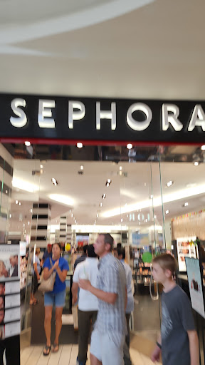 Cosmetics Store «SEPHORA», reviews and photos, 7966 Tysons Corner Ctr D7U, McLean, VA 22102, USA
