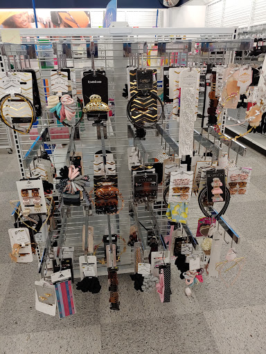 Clothing Store «Ross Dress for Less», reviews and photos, 2805 Plainfield Rd, Joliet, IL 60435, USA